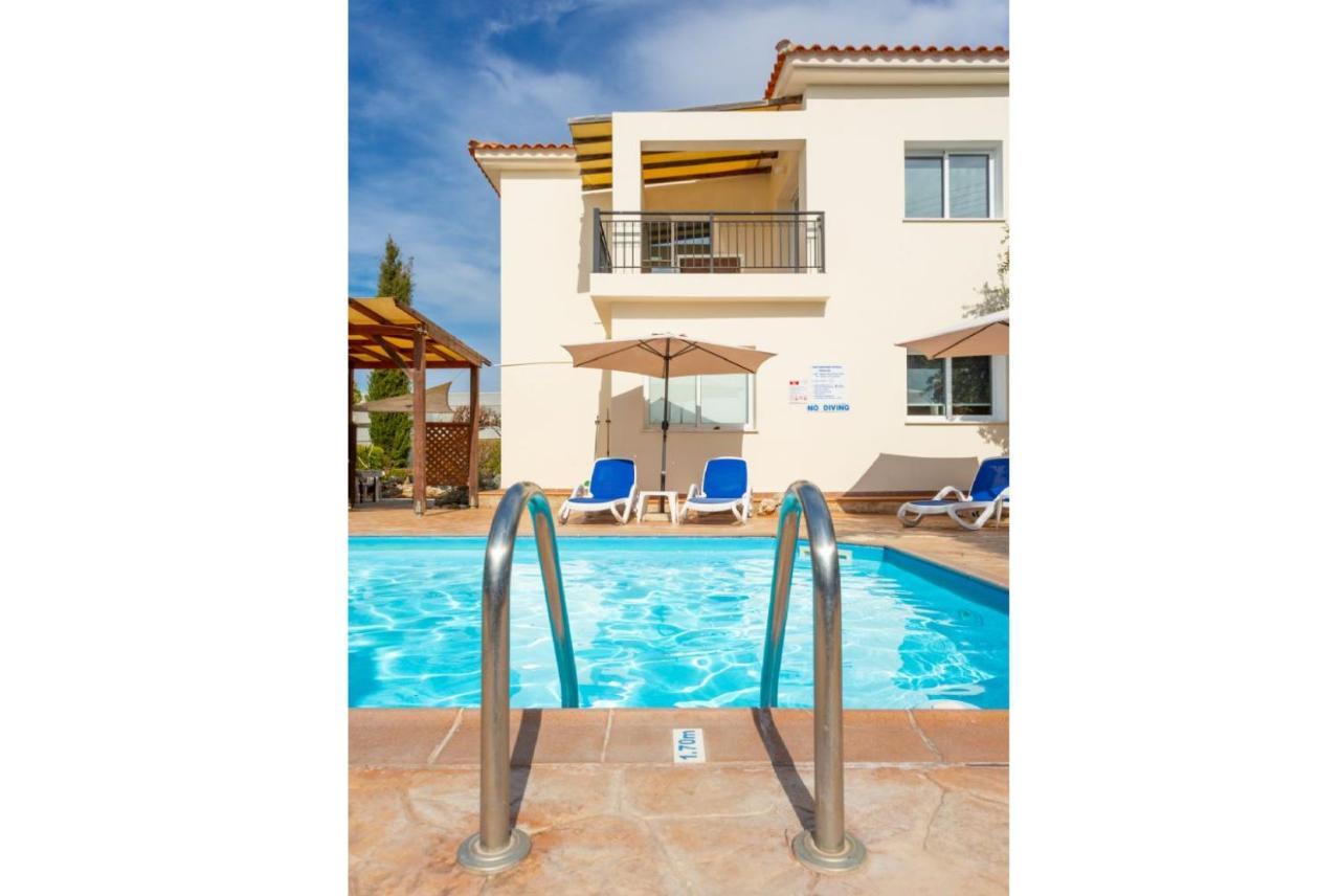 Villa Kleopatra Paphos Exteriör bild