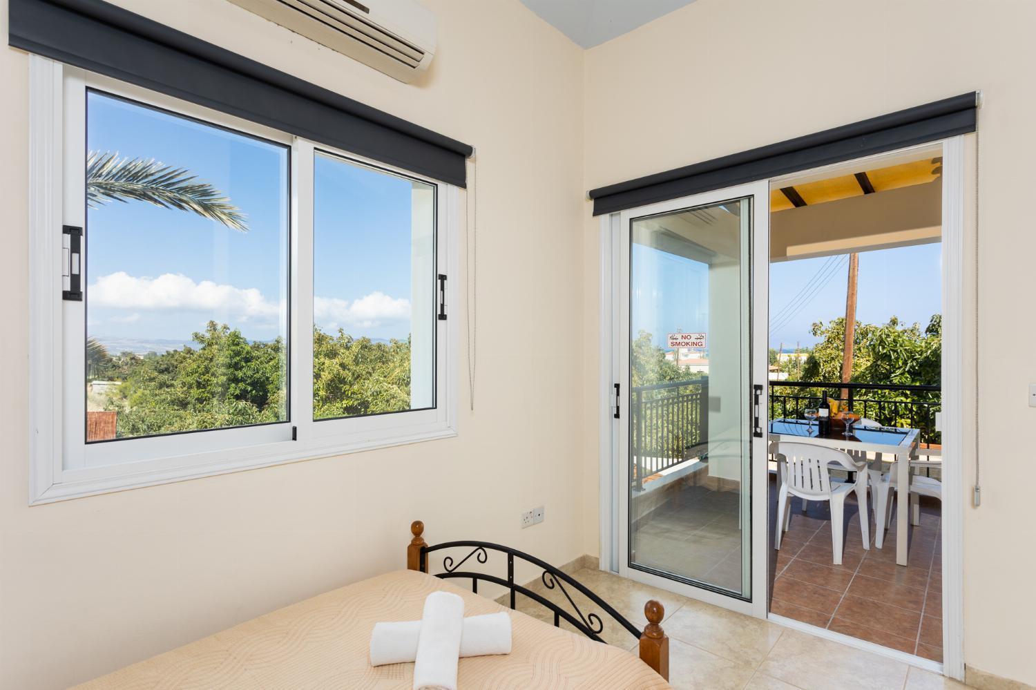 Villa Kleopatra Paphos Exteriör bild